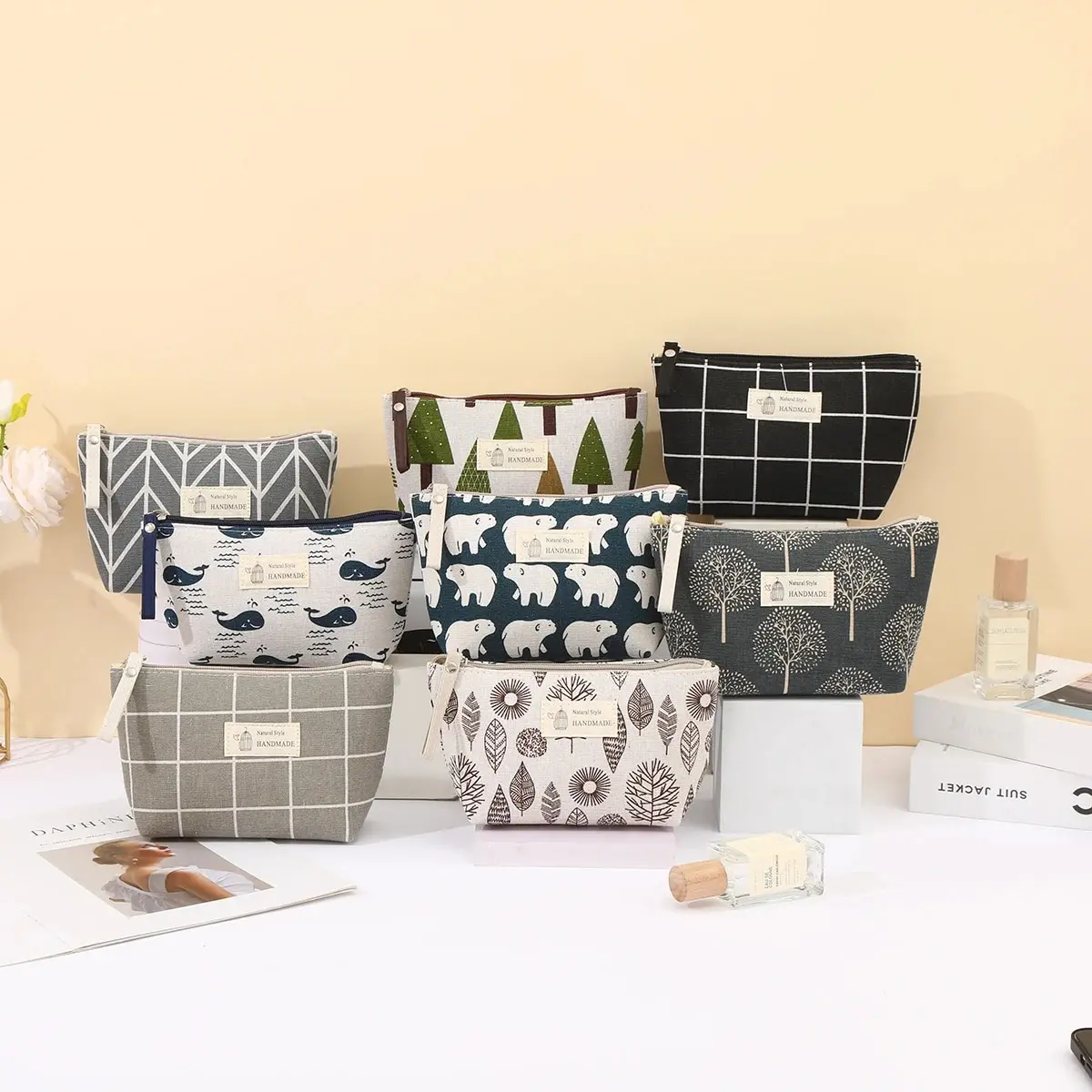 Cute Canvas Zipper Pouch – Mini Makeup & Pencil Case Organizer 1