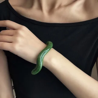 Irregular Acrylic Cuff Bracelet – Trendy Geometric Open Bangle in Multicolor 4