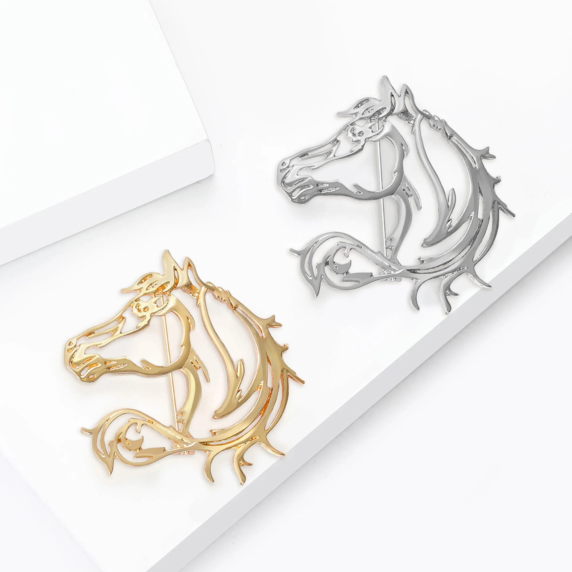 Minimalist Hollow Horse Brooch Pin – Classic Zodiac Animal Jewelry for Coats & Dresses 4