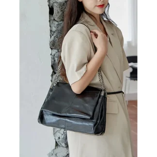 Large Capacity Designer Chain Shoulder Tote Bag for Women 5