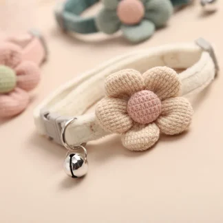 Cute Flower Breakaway Cat Collar with Bell Adjustable Fit 1
