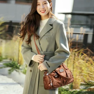 Luxury Rivet Shoulder Tote for Women 15