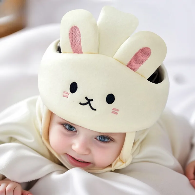 SoftShield™ Baby Head Protector – Gentle Support for First Crawls & Steps 1