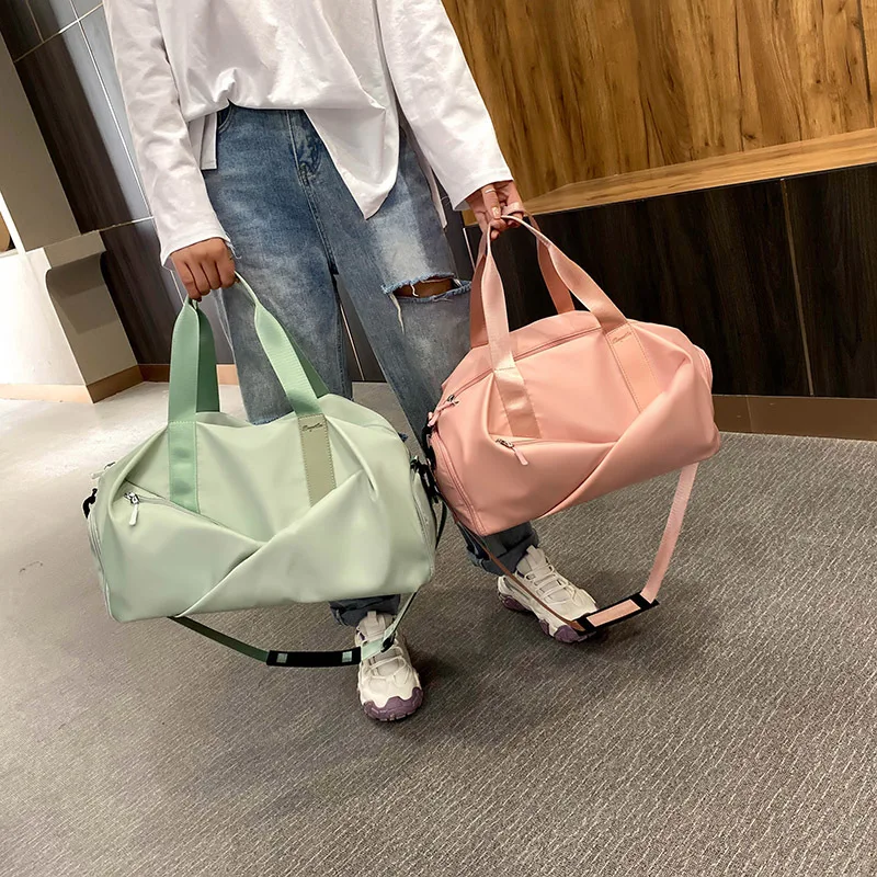 Smart Dry-Wet Gym Duffle Bag for Women on the Go 3