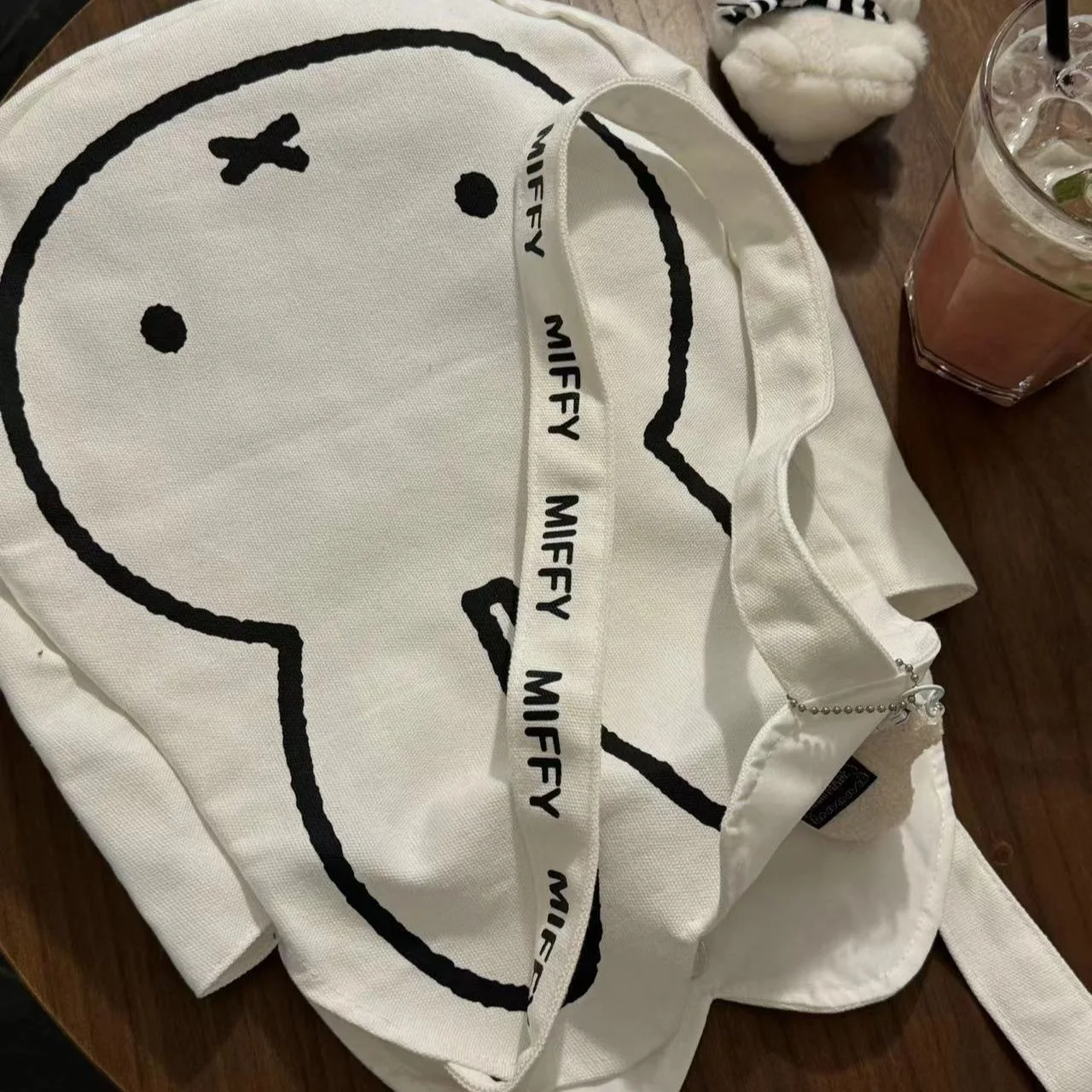 Miffy Large Canvas Shoulder Tote 4